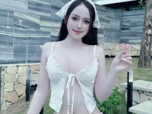 Lyn_eva