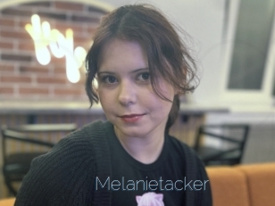 Melanietacker