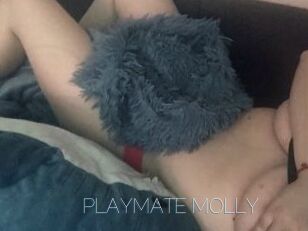 PLAYMATE_MOLLY