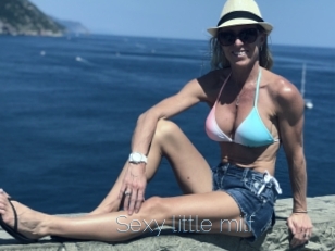 Sexy_little_milf